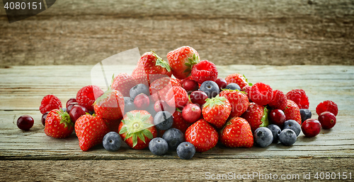 Image of heap of fresh berries