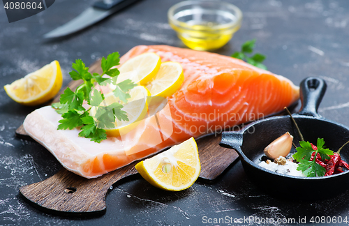 Image of raw salmon