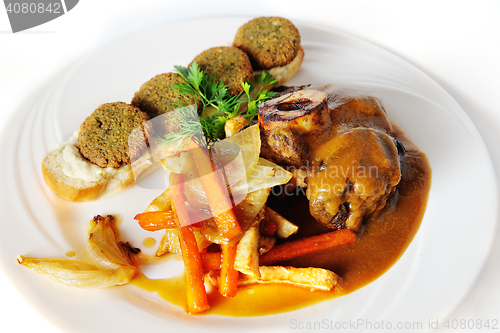 Image of Ossobuco with falafel