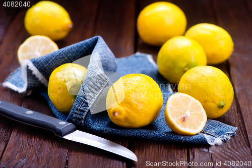 Image of lemons