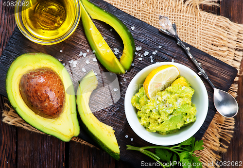 Image of avocado sauce