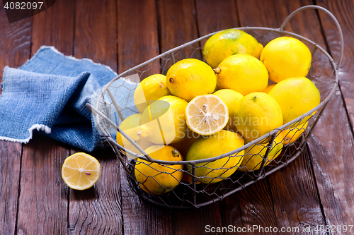 Image of lemons