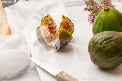 Image of Figs and honey