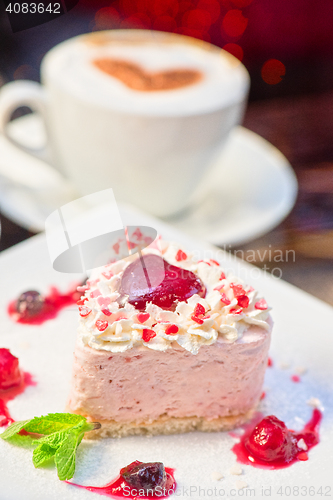 Image of heart-shaped valentine cake