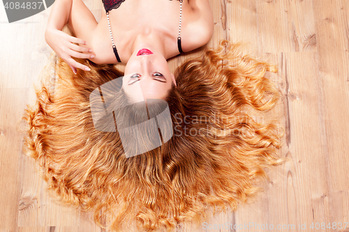 Image of No accessory better than gorgeous hair