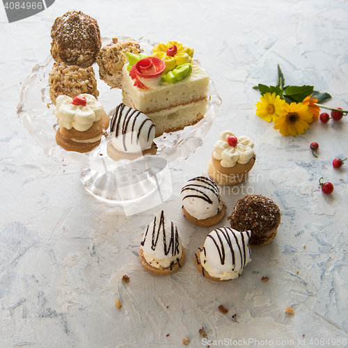 Image of Different cakes composition