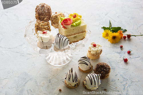 Image of Different cakes composition