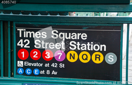 Image of Times Square and 42nd street subway sign