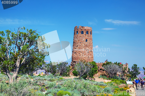 Image of Crowded with people Desert View Watchtower point 
