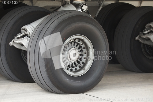 Image of Landing Gear Closeup