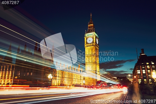 Image of Westminster bridge at the dusk