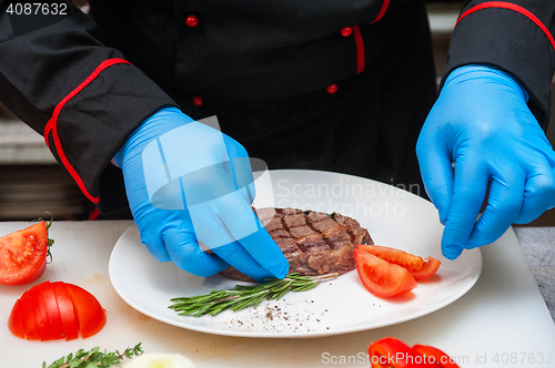 Image of Chef set grilled meat