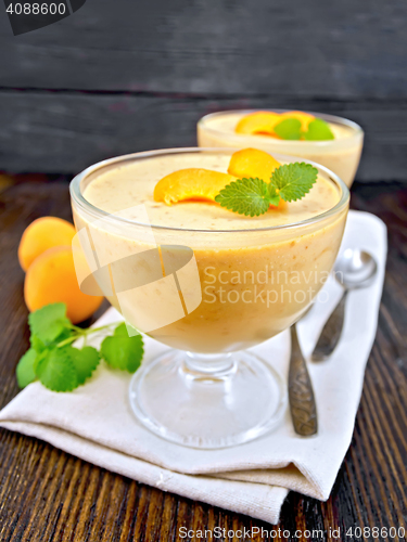 Image of Jelly air apricot in glass bowl on napkin