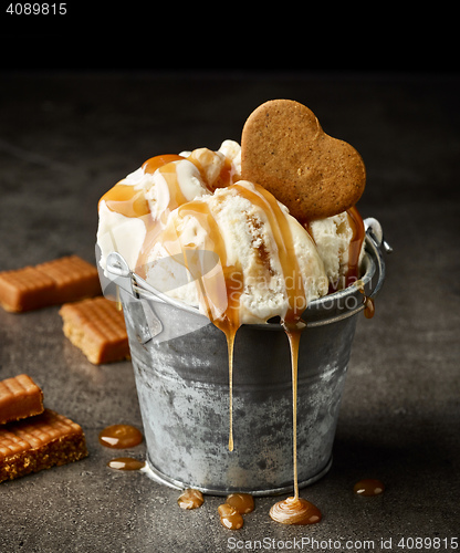 Image of ice cream with caramel sauce