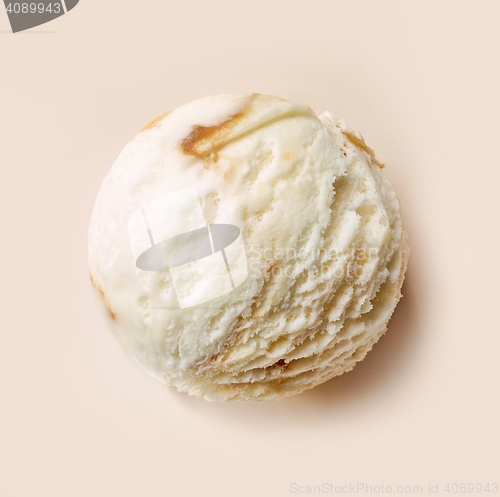 Image of caramel and vanilla ice cream ball