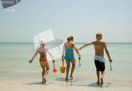 Image of Kids at the beach