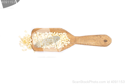 Image of Almonds on shovel