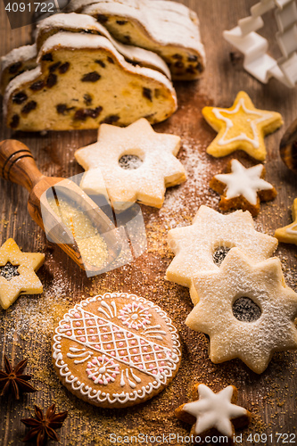 Image of Christmas stollen with cookies