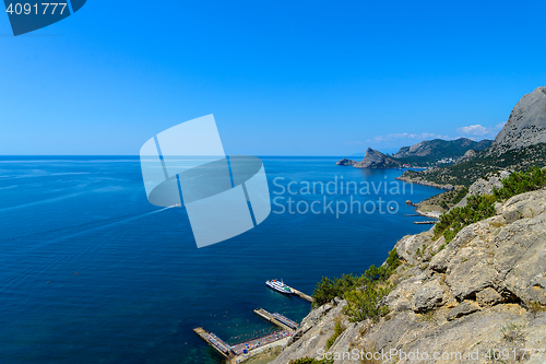 Image of The mountainous coast