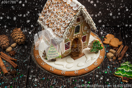 Image of Homemade gingerbread house