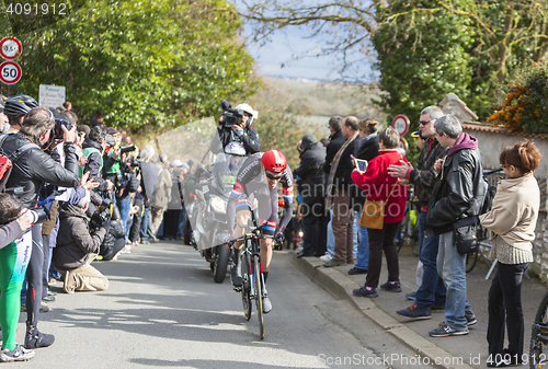 Image of The Cyclist Tom Dumoulin - Paris-Nice 2016