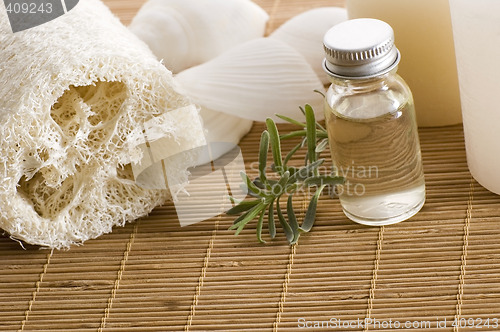 Image of aromatherapy items