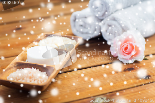 Image of soap, himalayan salt and body scrub in bowl