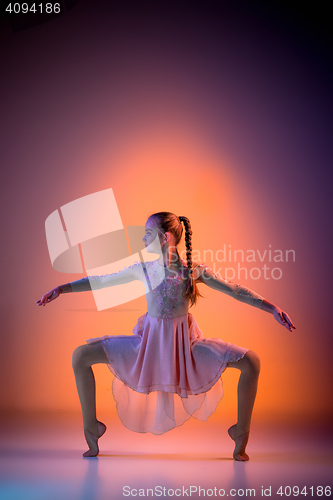 Image of The teen modern ballet dancer