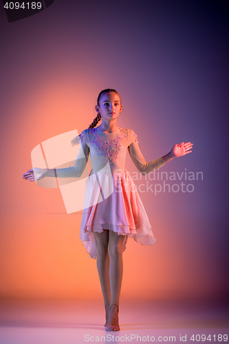 Image of The teen modern ballet dancer