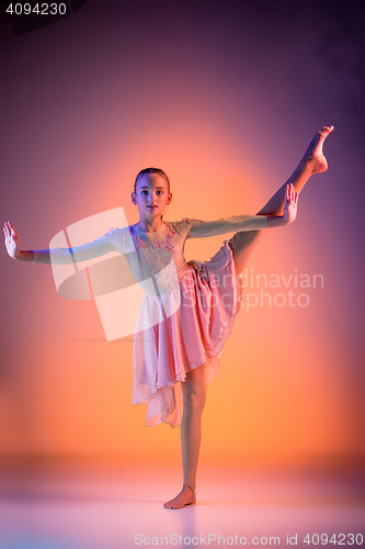 Image of The teen modern ballet dancer