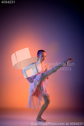 Image of The teen modern ballet dancer