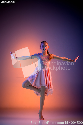 Image of The teen modern ballet dancer