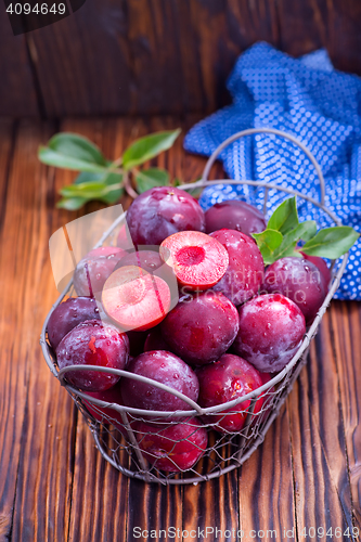 Image of plums