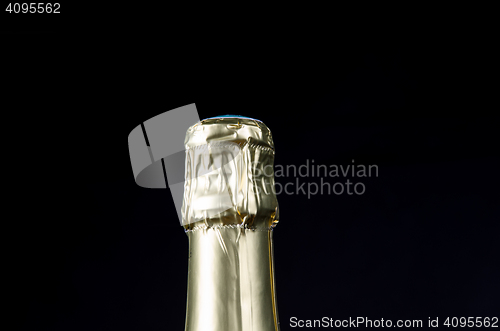 Image of Sealed sparkling wine bottle cap