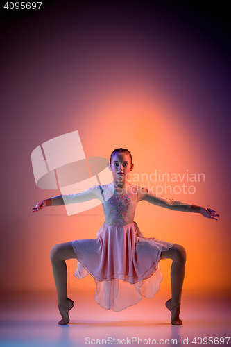 Image of The teen modern ballet dancer