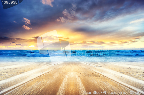 Image of Sunset at the beach 