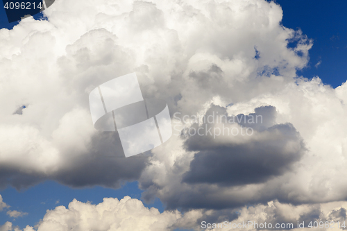 Image of clouds in the sky