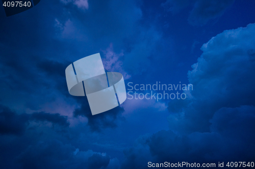 Image of  dark clouds before a thunder-storm