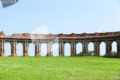 Image of the ruins of an ancient fortress