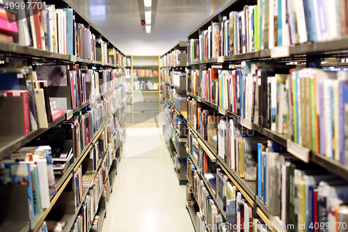 Image of bookshelves with books at school library