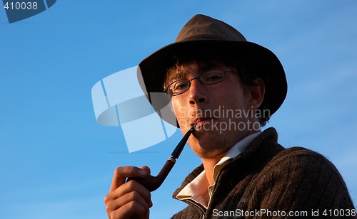 Image of Smoking man