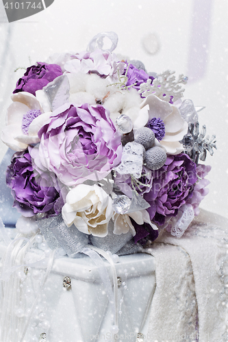 Image of Beautiful purple bridal bouquet