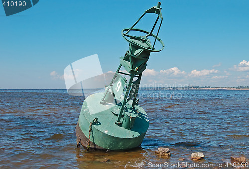 Image of buyo at the sea shore