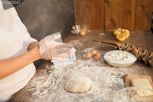 Image of Preparation for making dough.