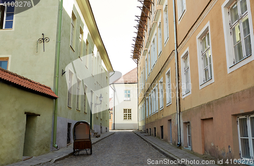 Image of old city street with abandoned gig