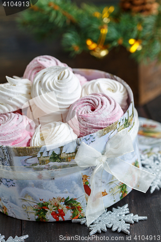 Image of Homemade vanilla and berry marshmallow.