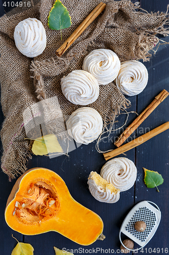 Image of Pumpkin marshmallows with cinnamon.