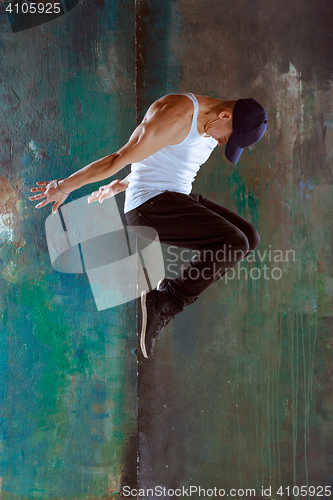 Image of The man dancing hip hop choreography