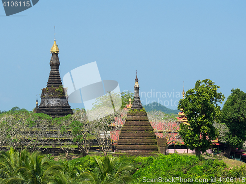 Image of The Zina Man Aung Pagoda in Mrauk U