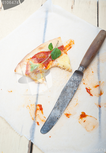 Image of Italian pizza Margherita